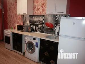 1-к квартира, посуточно, 35м2, 6/9 этаж