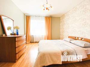 3-к квартира, посуточно, 80м2, 2/5 этаж