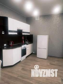 1-к квартира, посуточно, 28м2, 7/9 этаж