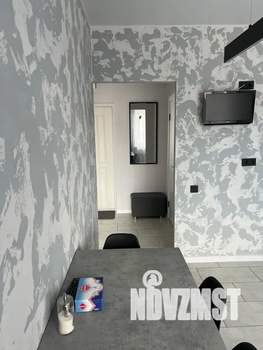 1-к квартира, посуточно, 37м2, 1/9 этаж