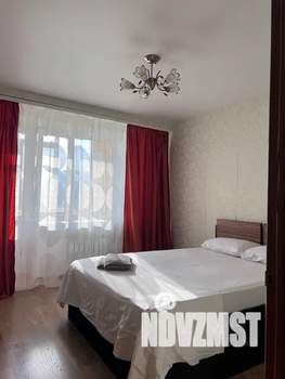 2-к квартира, посуточно, 57м2, 8/12 этаж