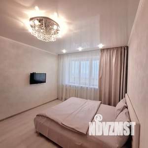 1-к квартира, посуточно, 37м2, 9/9 этаж