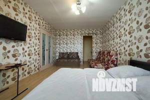 1-к квартира, посуточно, 42м2, 8/9 этаж