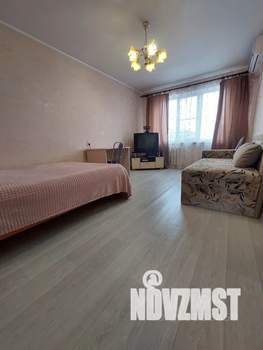 1-к квартира, посуточно, 30м2, 5/5 этаж