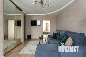 1-к квартира, посуточно, 42м2, 1/1 этаж