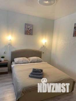 1-к квартира, посуточно, 35м2, 1/1 этаж