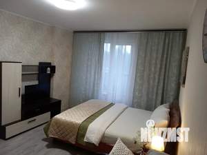 1-к квартира, посуточно, 35м2, 3/16 этаж