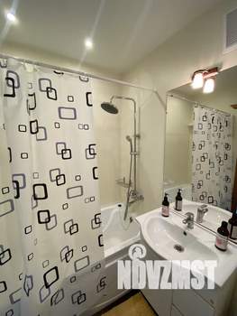 1-к квартира, посуточно, 38м2, 10/10 этаж