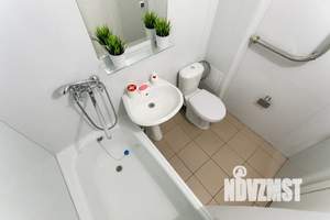 1-к квартира, посуточно, 40м2, 2/9 этаж