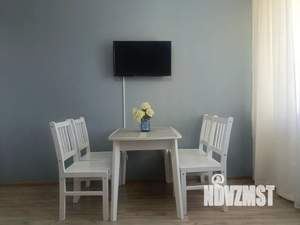 2-к квартира, посуточно, 40м2, 4/16 этаж