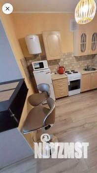 1-к квартира, посуточно, 39м2, 1/1 этаж