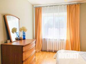 3-к квартира, посуточно, 80м2, 1/1 этаж