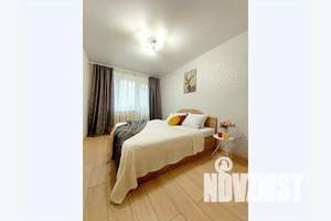 2-к квартира, посуточно, 49м2, 1/5 этаж