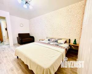 1-к квартира, посуточно, 35м2, 2/10 этаж