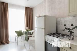 1-к квартира, посуточно, 35м2, 1/9 этаж