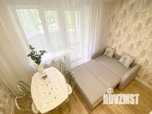 1-к квартира, посуточно, 40м2, 1/8 этаж