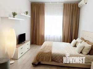 1-к квартира, посуточно, 42м2, 4/5 этаж