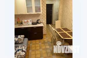 1-к квартира, посуточно, 35м2, 9/16 этаж