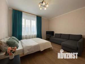 1-к квартира, посуточно, 42м2, 8/10 этаж