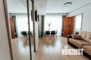 3-к квартира, посуточно, 49м2, 1/1 этаж