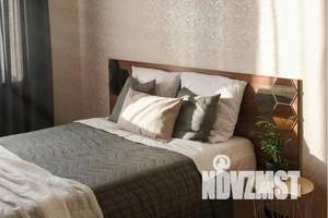 1-к квартира, посуточно, 32м2, 6/9 этаж