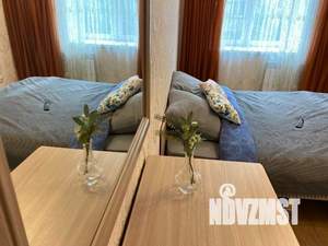 2-к квартира, посуточно, 50м2, 1/1 этаж