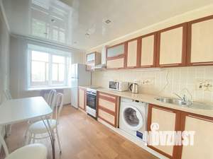 1-к квартира, посуточно, 38м2, 8/12 этаж