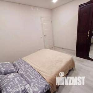 2-к квартира, посуточно, 47м2, 1/1 этаж