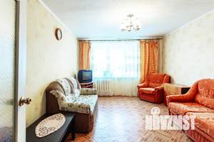 2-к квартира, посуточно, 52м2, 8/10 этаж