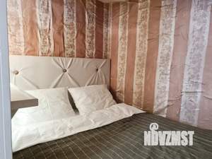 1-к квартира, посуточно, 42м2, 7/10 этаж