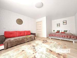 1-к квартира, посуточно, 42м2, 1/1 этаж