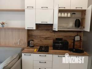 1-к квартира, посуточно, 42м2, 4/5 этаж