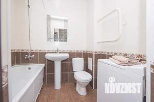 1-к квартира, посуточно, 37м2, 9/9 этаж