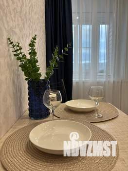 1-к квартира, посуточно, 38м2, 7/10 этаж