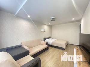 1-к квартира, посуточно, 38м2, 1/9 этаж