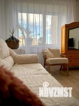 1-к квартира, посуточно, 40м2, 4/5 этаж