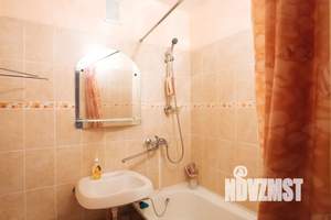 2-к квартира, посуточно, 52м2, 8/10 этаж