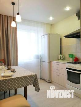 1-к квартира, посуточно, 36м2, 1/1 этаж