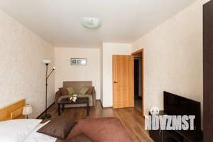 1-к квартира, посуточно, 40м2, 6/10 этаж