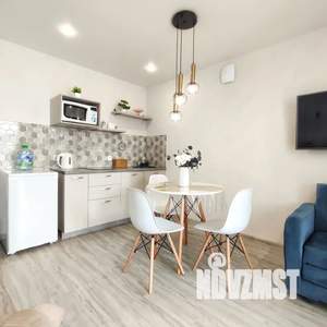 Студия квартира, посуточно, 30м2, 8/10 этаж