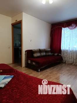 1-к квартира, посуточно, 33м2, 1/5 этаж