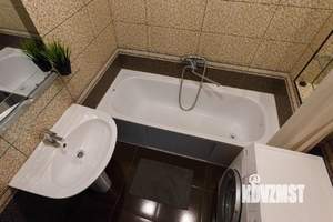 2-к квартира, посуточно, 60м2, 1/1 этаж