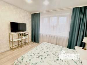 1-к квартира, посуточно, 40м2, 1/8 этаж