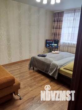 1-к квартира, посуточно, 38м2, 2/10 этаж