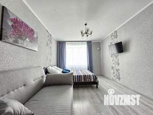 1-к квартира, посуточно, 38м2, 1/1 этаж