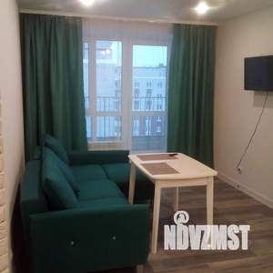 1-к квартира, посуточно, 42м2, 10/10 этаж