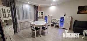 3-к квартира, на длительный срок, 100м2, 10/10 этаж