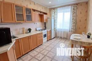 2-к квартира, посуточно, 65м2, 4/4 этаж