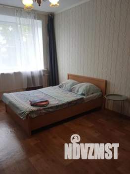 1-к квартира, посуточно, 48м2, 7/10 этаж