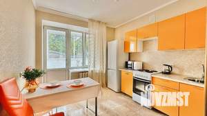 1-к квартира, посуточно, 42м2, 2/10 этаж